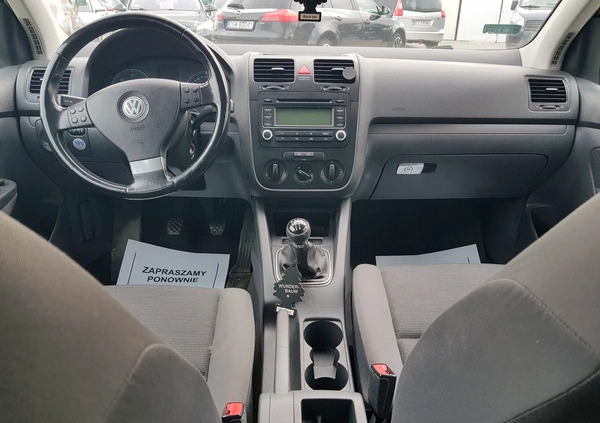Volkswagen Golf cena 13800 przebieg: 249000, rok produkcji 2006 z Augustów małe 67